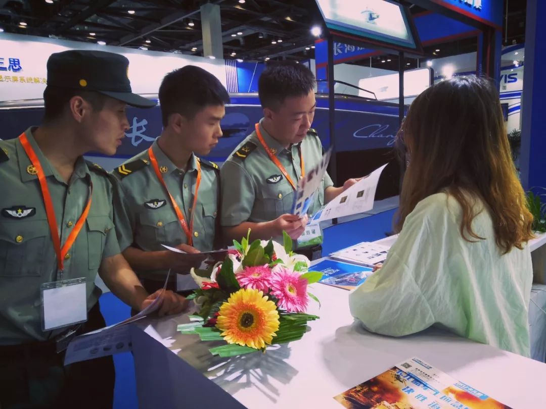 卡儿酷军工应急启动电源,为科技强军提供强大动力