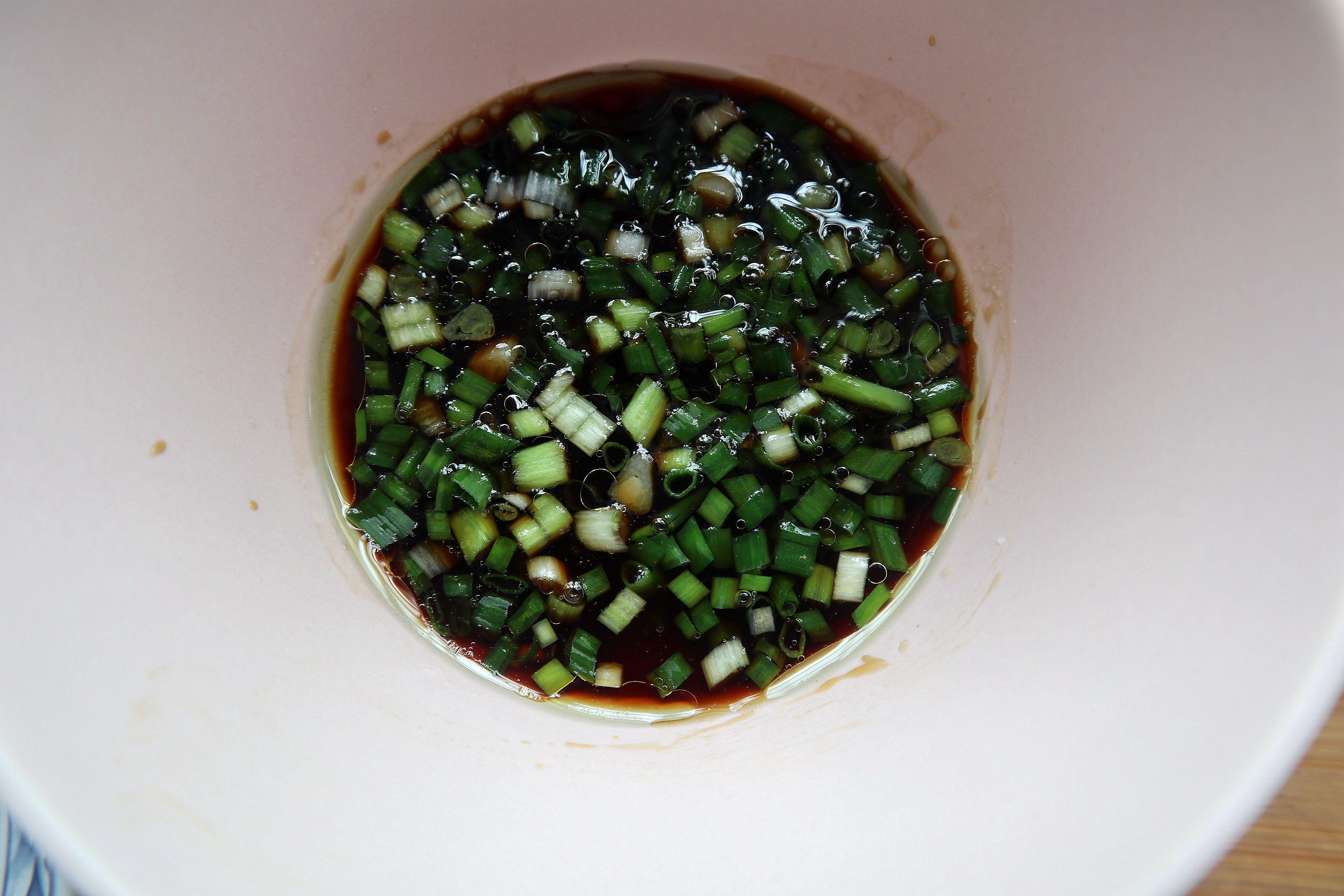 婴儿咳嗽妈妈吃什么有帮助,雪梨猪肺汤止咳化痰小孩