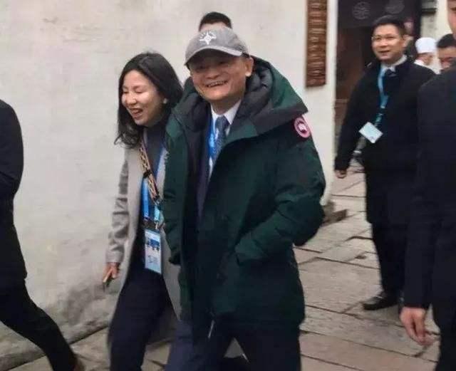 代购们要哭了！可大鹅的真爱粉们赶快偷着乐吧