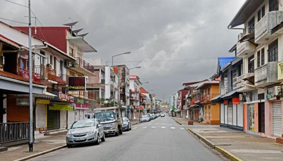 此殖民地跟韩国差不多大，让其独立却死活不愿意，原因只有一个字