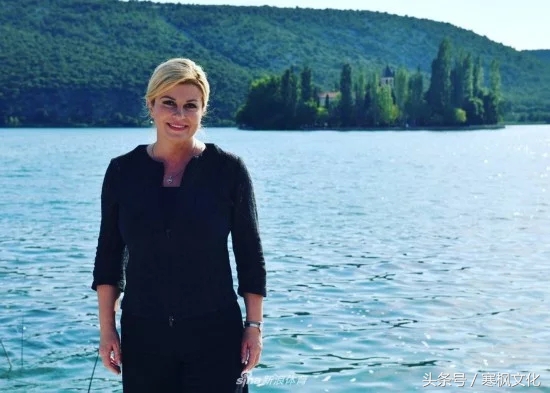 克罗地亚女总统美照,克罗地亚前总统基塔罗维奇身材