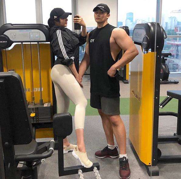 韩国健身达人穿搭,韩国健身达人拥有魔鬼身材