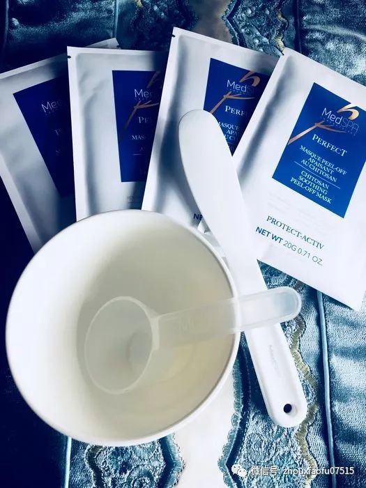 周小福第一次吃红魔虾,周小福吃红魔虾发现苍蝇