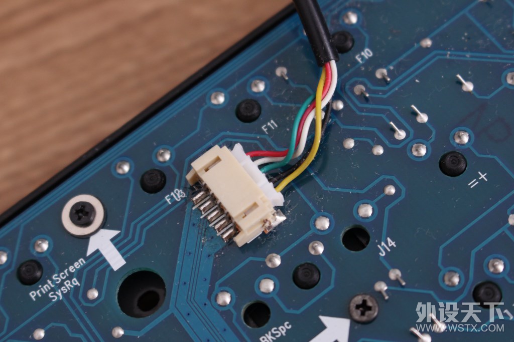 资深烧友教你修复机械键盘断电技巧