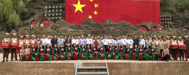 壶口古渡口小镇视频,黄河口文化艺术城集市