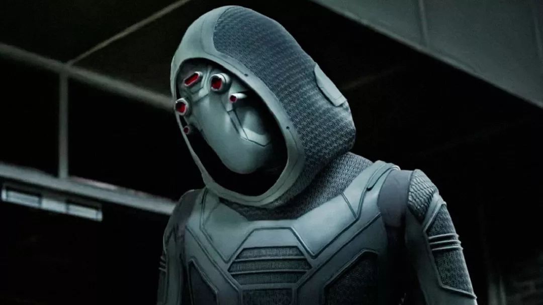 蚁人2最后的彩蛋钢铁侠有望复活,蚁人2是复联4的重要人物