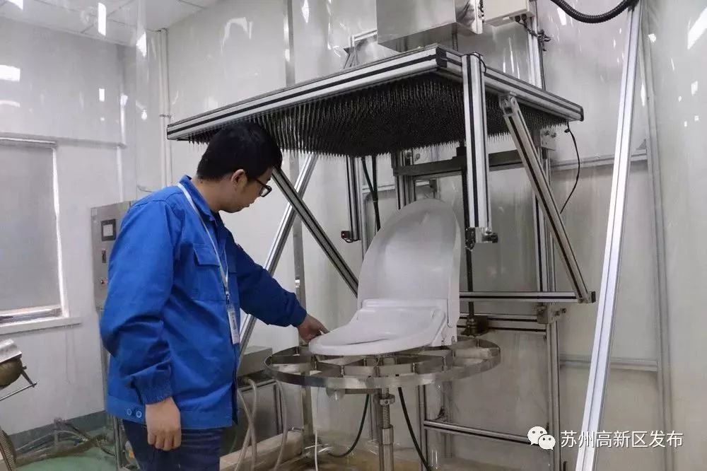 以党建思想为引领助推高质量发展,高举旗帜筑牢思想根基