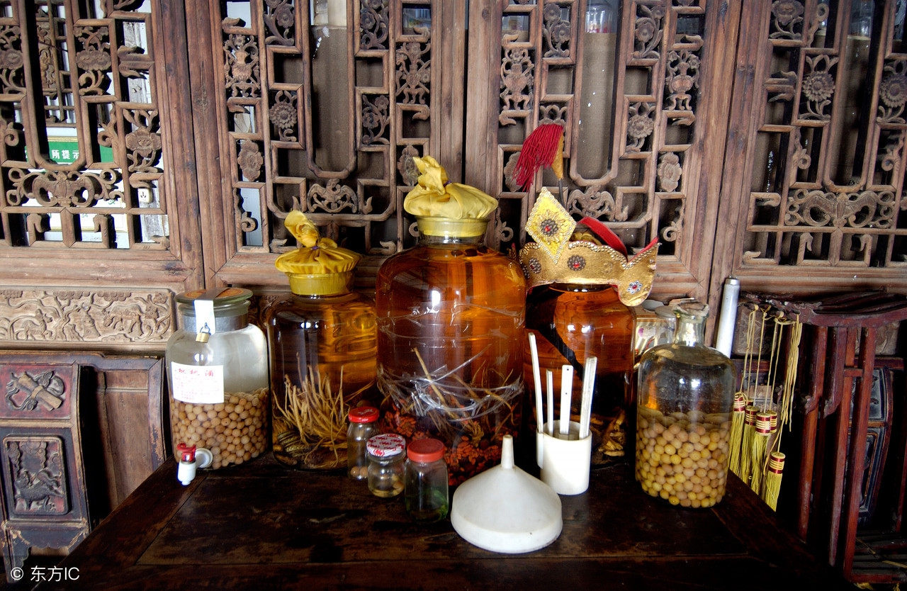 健脾益气祛湿泡酒中药,消食又补气血的泡酒方