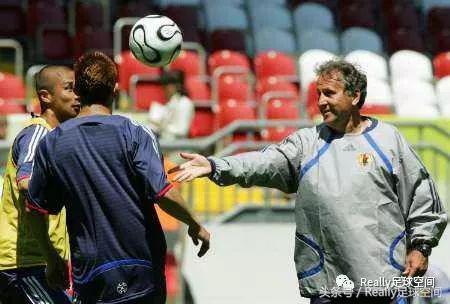 亨利成为法国队教练,亨利法国队教练