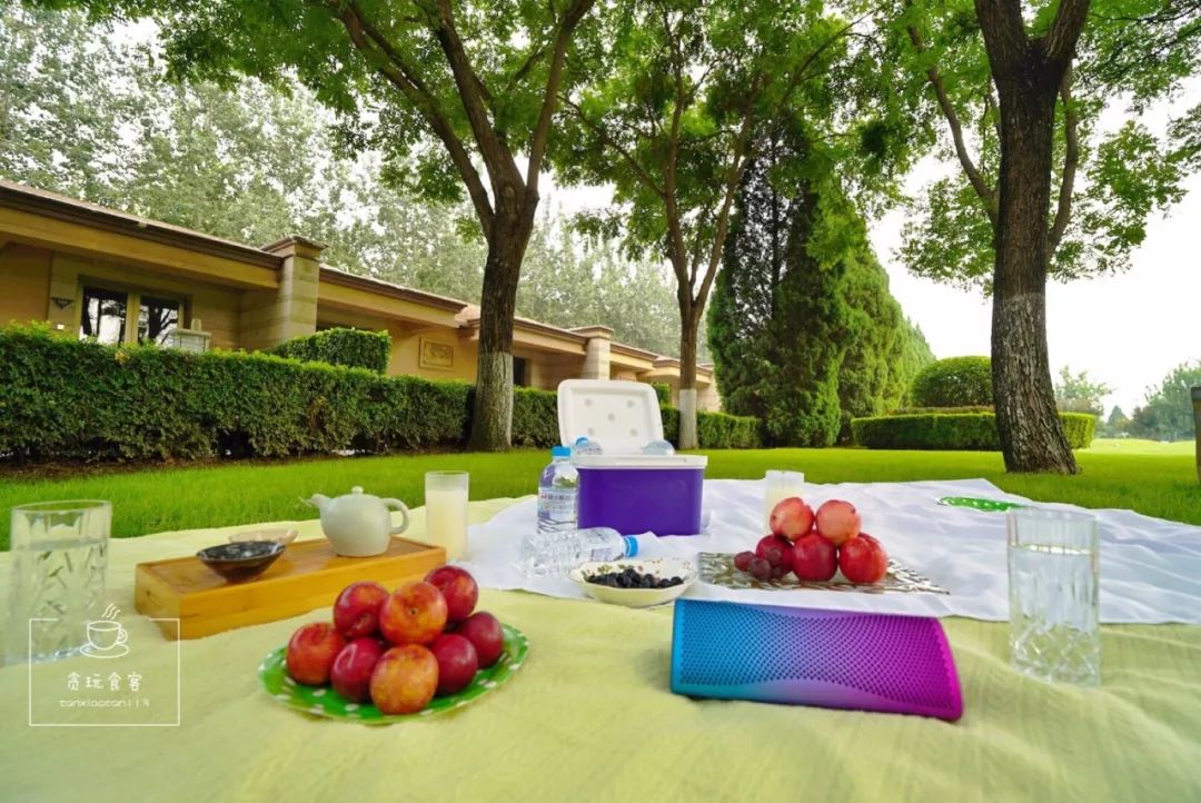 北京春晖园温泉度假酒店预订价格,春晖园温泉度假酒店门市价格多少