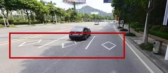 禁止右转标志右转扣分吗,左转车道右转了一定要罚款吗