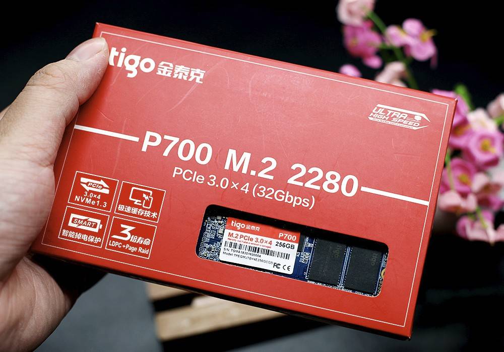 金泰克p650固态硬盘测评,金泰克p700配置