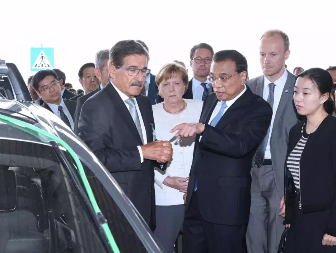 李克强访德带回的不仅是300亿美元大单