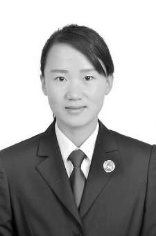 用虚假理财平台吸引投资并控制盈亏6团伙89人被诉