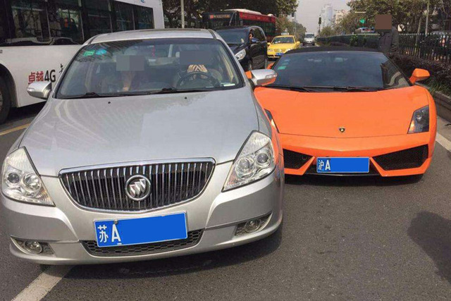 事故对方全责所有费用赔偿明细表,车出事故对方全责可以要哪些赔偿