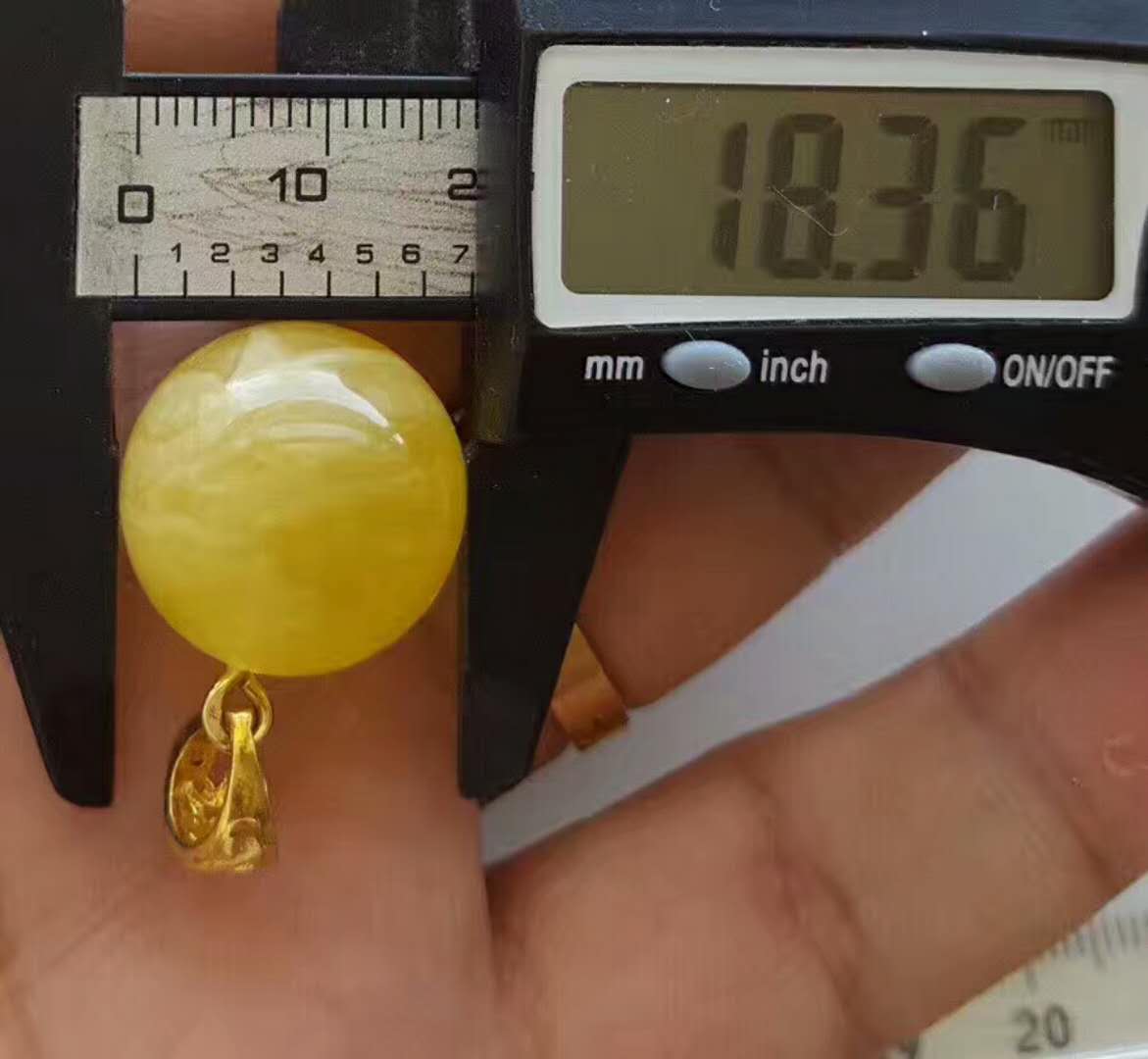 生意经货源,蜜蜡应该去北京还是深圳进货