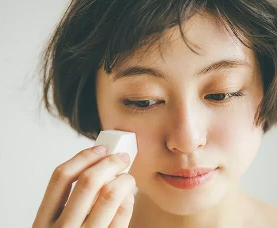 美白最重要的一步护肤步骤是什么,皮肤暗沉用什么美白产品比较好