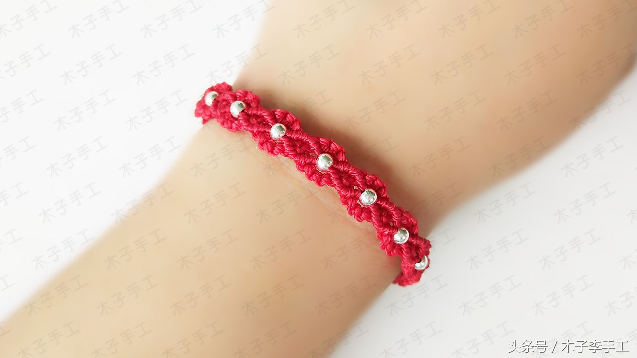 红绳小花手链编法,清新小花红绳手链编织