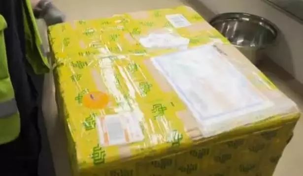 出国帮人带东西的后果,个人出国旅游跨境遇到的问题