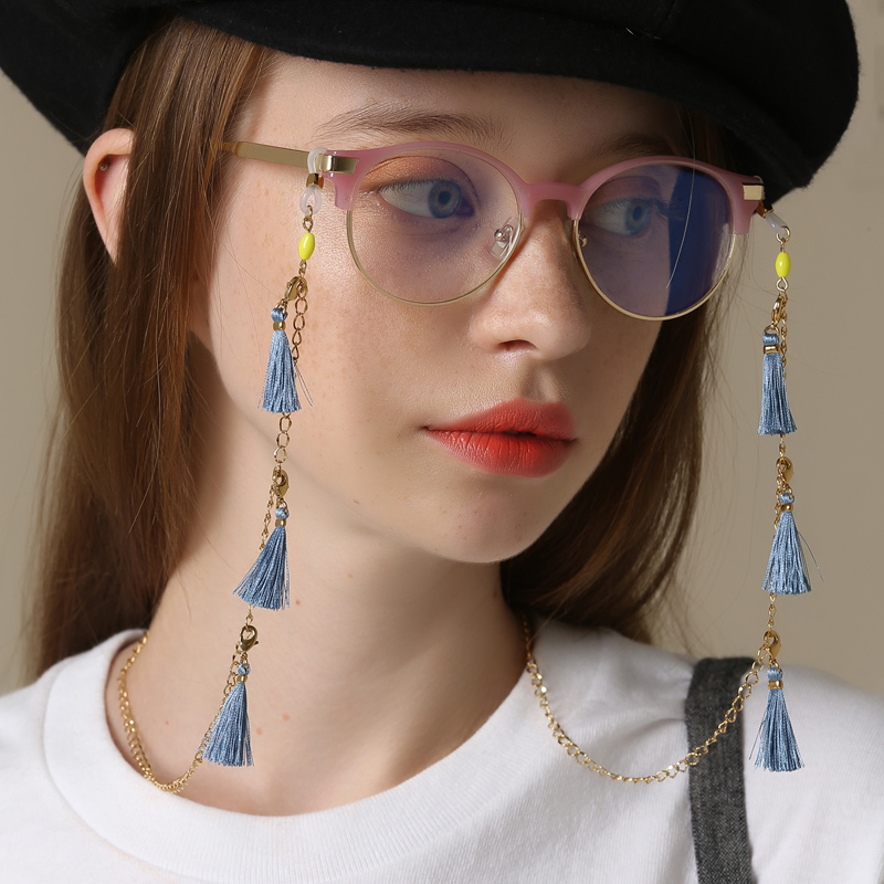 有了这时尚的眼镜链戴眼镜再也不显得古板了!