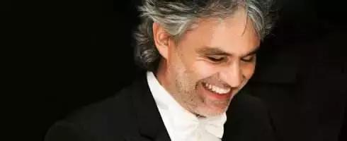 别人都是被上帝吻过的嗓子,安德烈波切利上帝吻过的嗓子