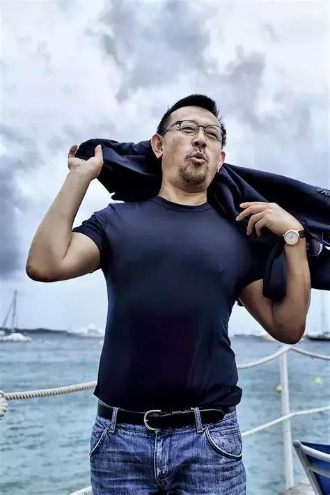 姜文被称为娱乐圈中的奇才,姜文疯子形象