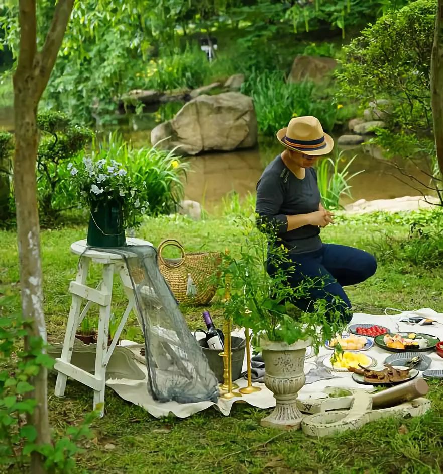 39岁，她不安分得很漂亮天台折腾两年，随后发出的照片，惊艳了所有人