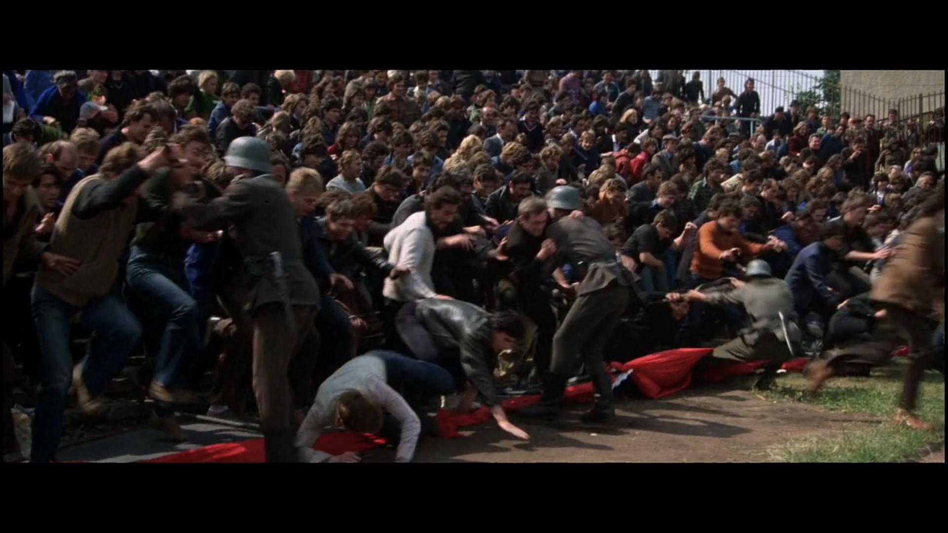 德军与英军肉搏战,德军和苏军战俘格斗