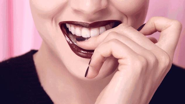 唇周有一圈黑,唇边一圈黑是什么原因