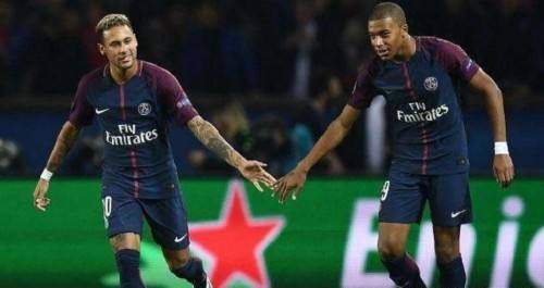 新一代的巴西足球天才,桑托斯的内马尔是那么的耀眼