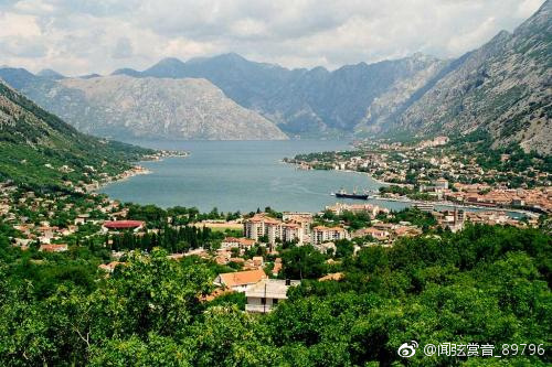 欧洲克罗地亚人,欧洲的独立自主