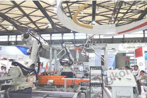 科大智能科技股份的产品开发策略,科大智能制造机器人