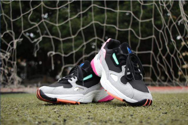 adidas官方旗舰老爹鞋,adidas纯色老爹鞋哪个款色好看