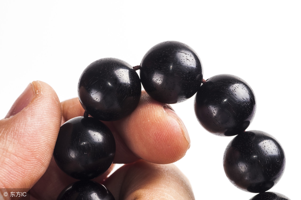 什么木质手串不开裂,橄榄核手串开裂修复小妙招