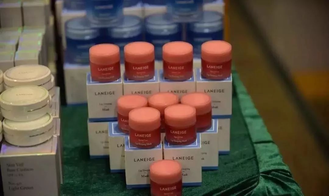 香港假货被查,香港查获假货视频