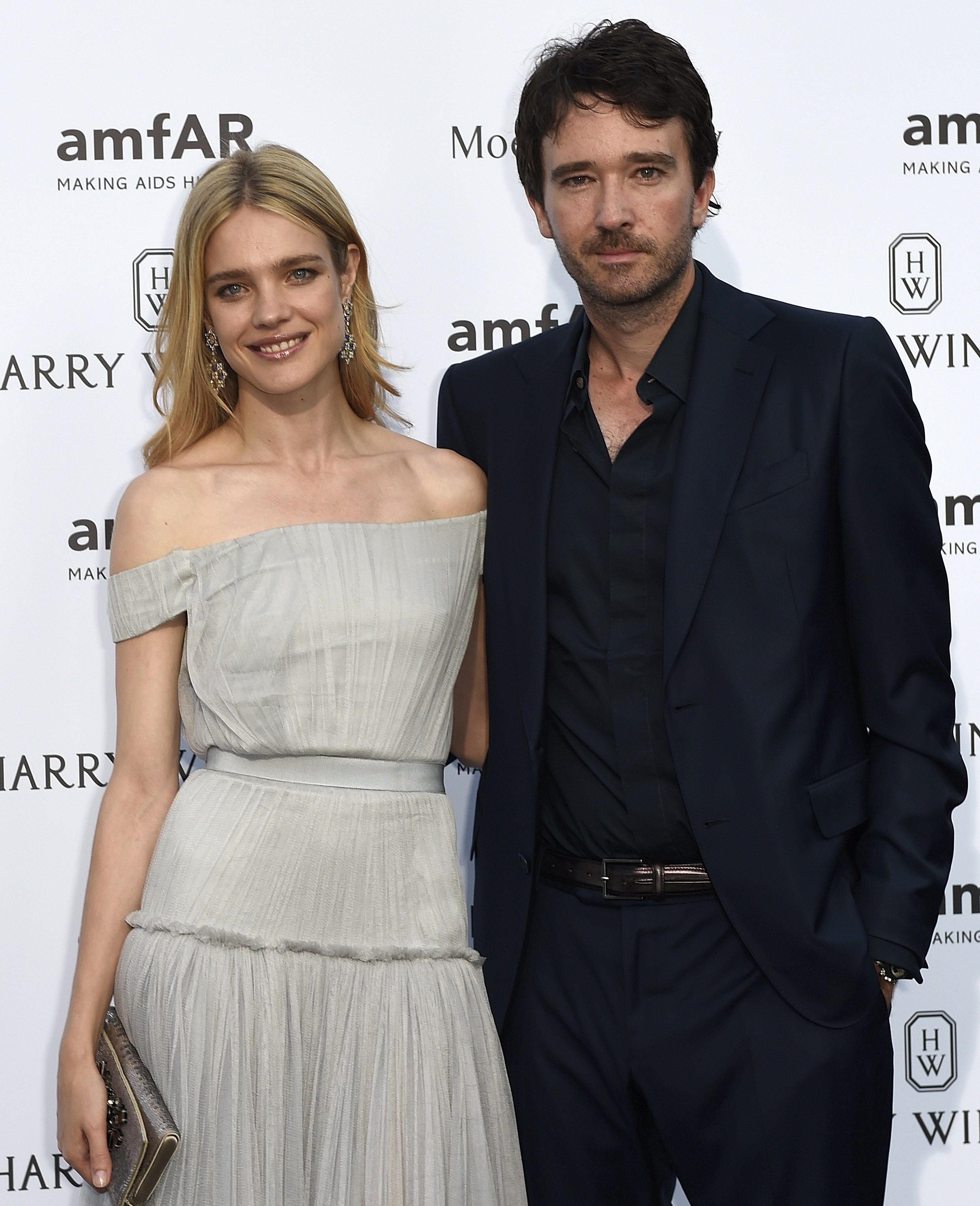 LV太子妃代言的艾格女装，为什么会卖给东莞老板周进国