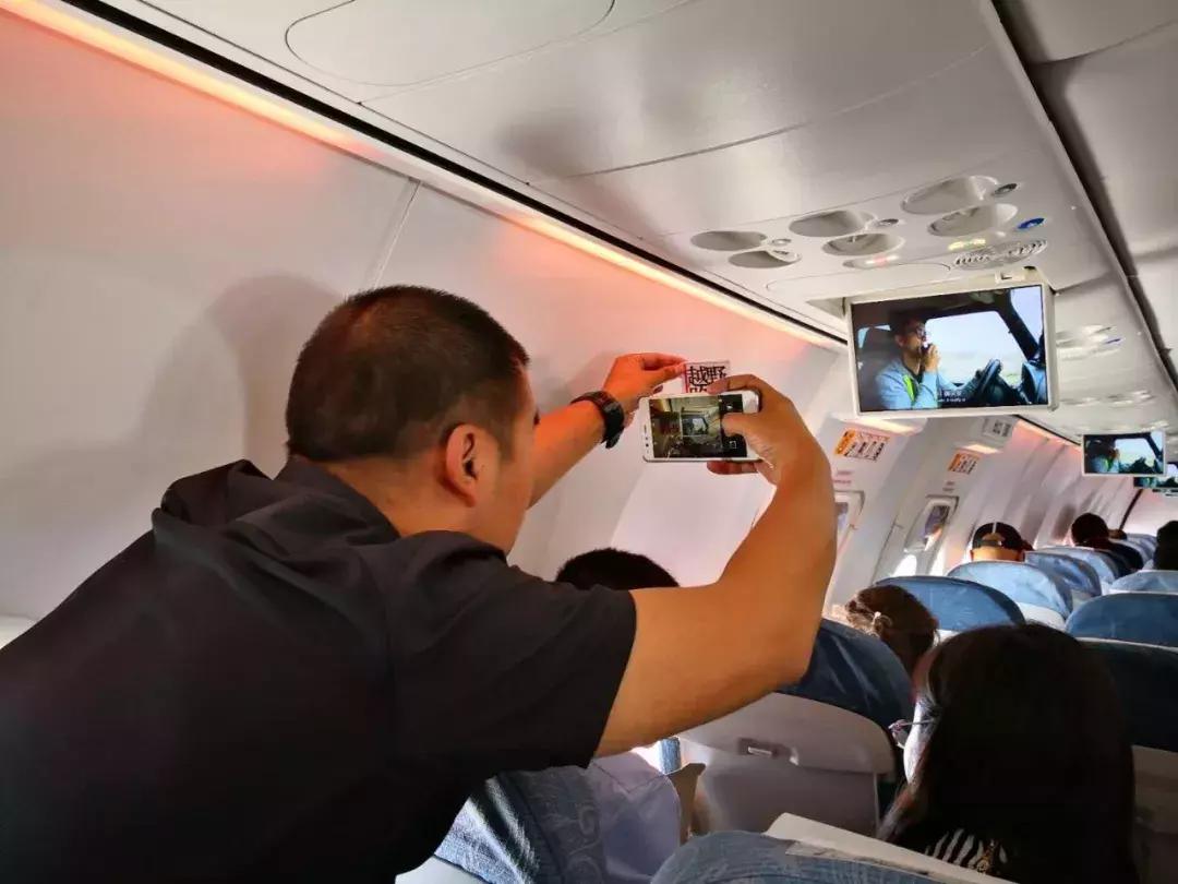 沙漠里把车开到起飞，这才是男人该玩的游戏｜远途心路