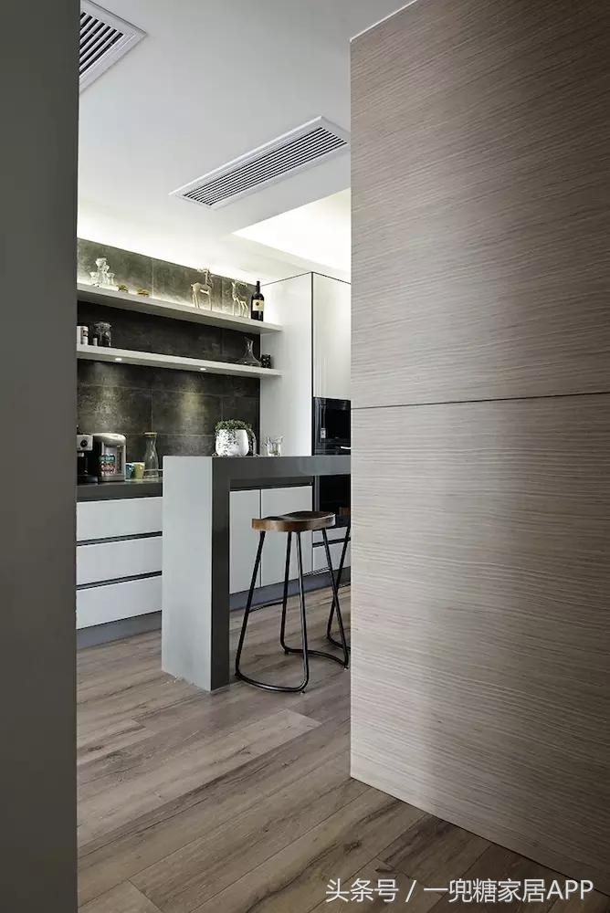 135平的loft复式楼装修,49平简约风loft装修价格