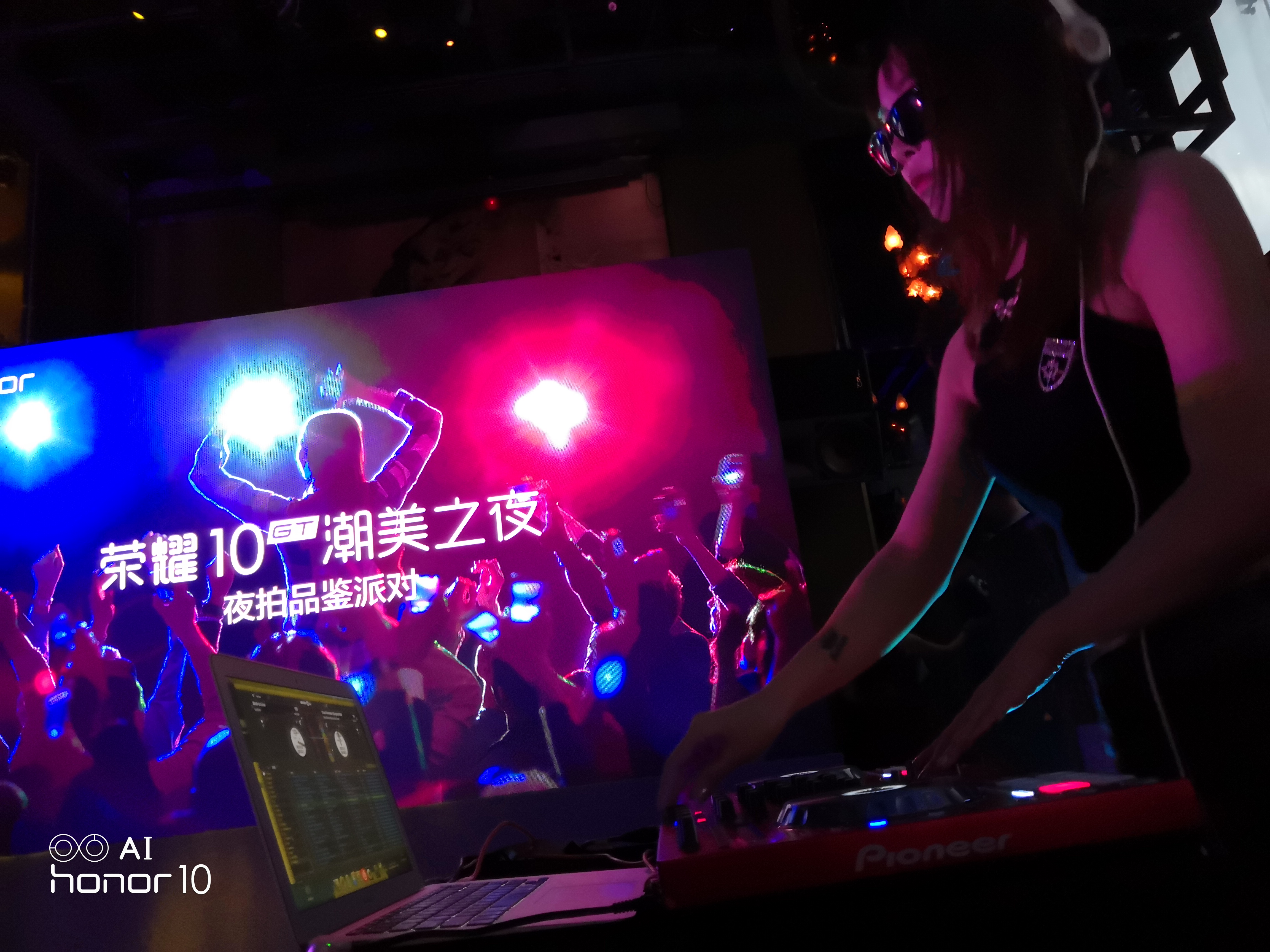荣耀10更新防抖夜拍,荣耀十拍夜景