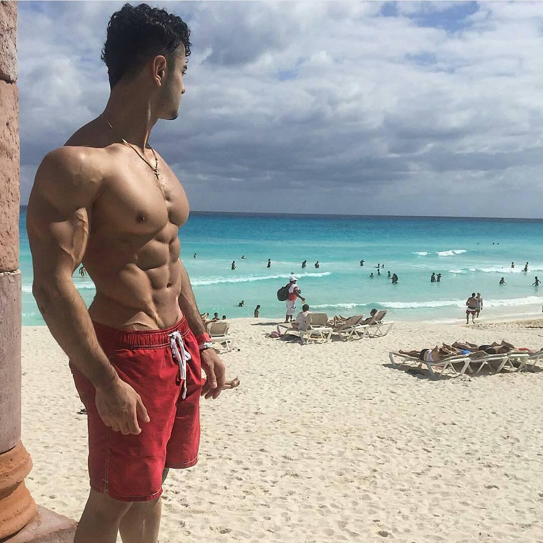 人鱼线和马甲线身材对照表,人鱼线和马甲线的锻炼方法