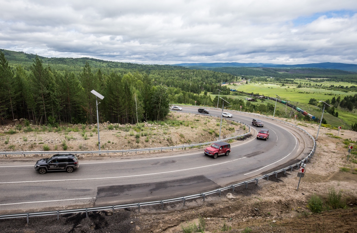 西伯利亚越野视频,北京汽车bj40plus越野试驾体验