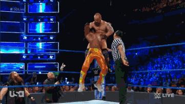 兰迪奥顿残忍时刻,smackdown最新一期兰迪罗曼