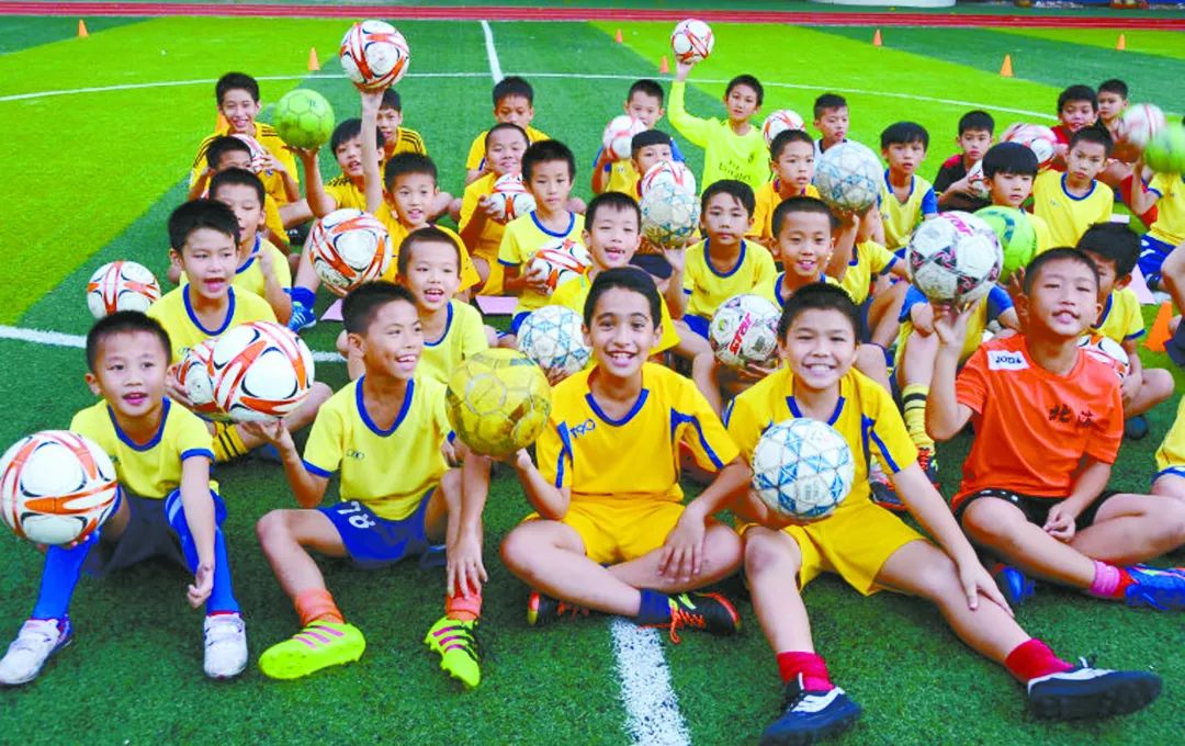 北海足球冬训有多少球队参加,北海青少年足球训练基地