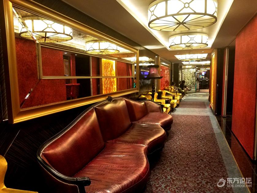 坐奢华游轮什么感受？房间就像漂在海上量子号游记！