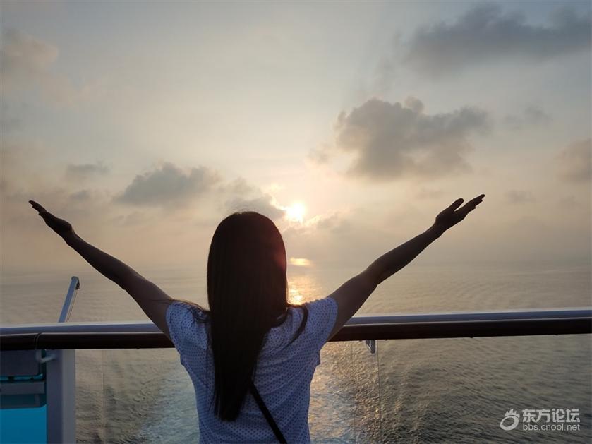 皇家加勒比游轮量子号游记,坐海洋量子号游轮旅游攻略