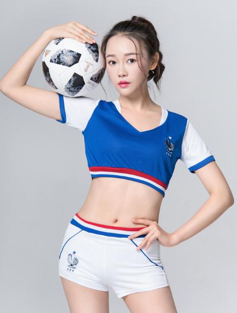 欧美最美足球女神写真,德国最美足球女神写真娜乌西卡