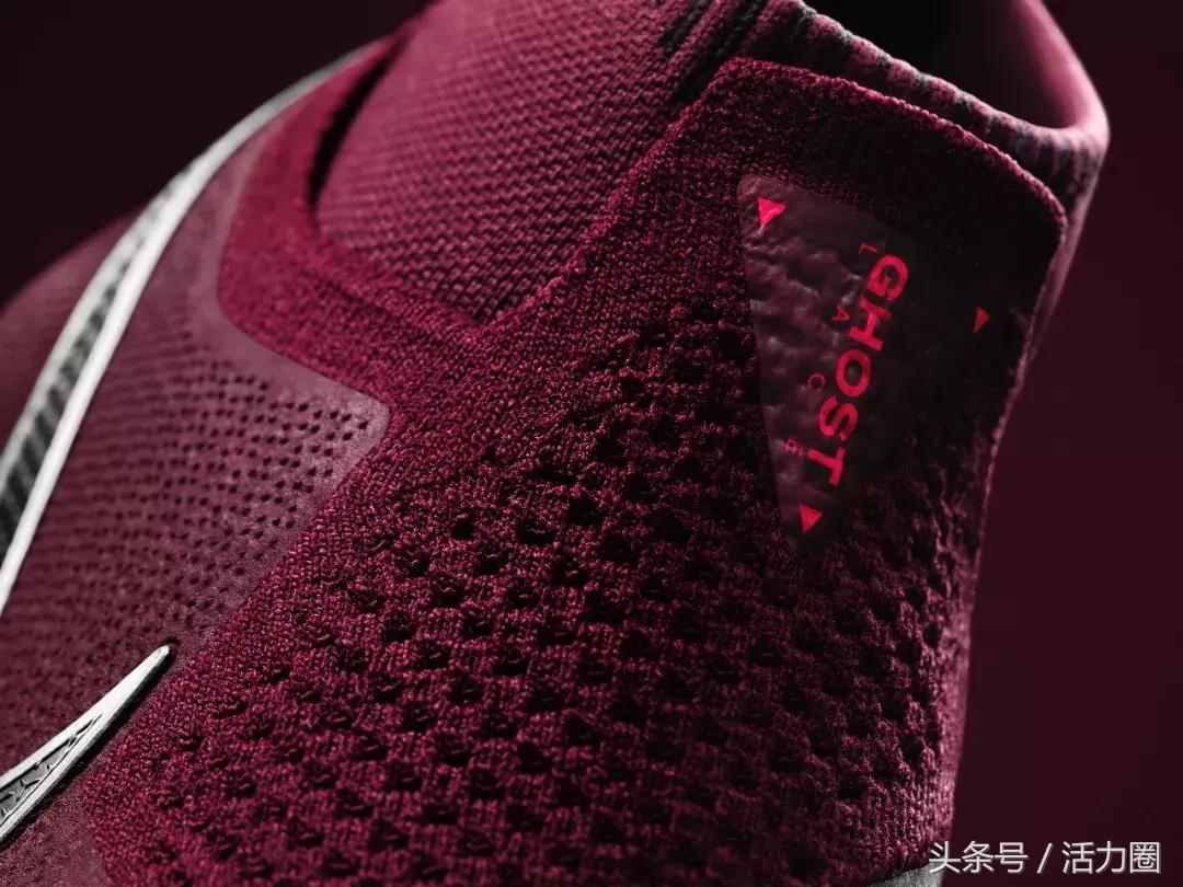 耐克暗煞碎钉足球鞋适合哪种脚型,耐克暗煞足球鞋评测