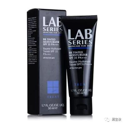 我爸一个人在家的时候用了我妈闲置的BB霜……