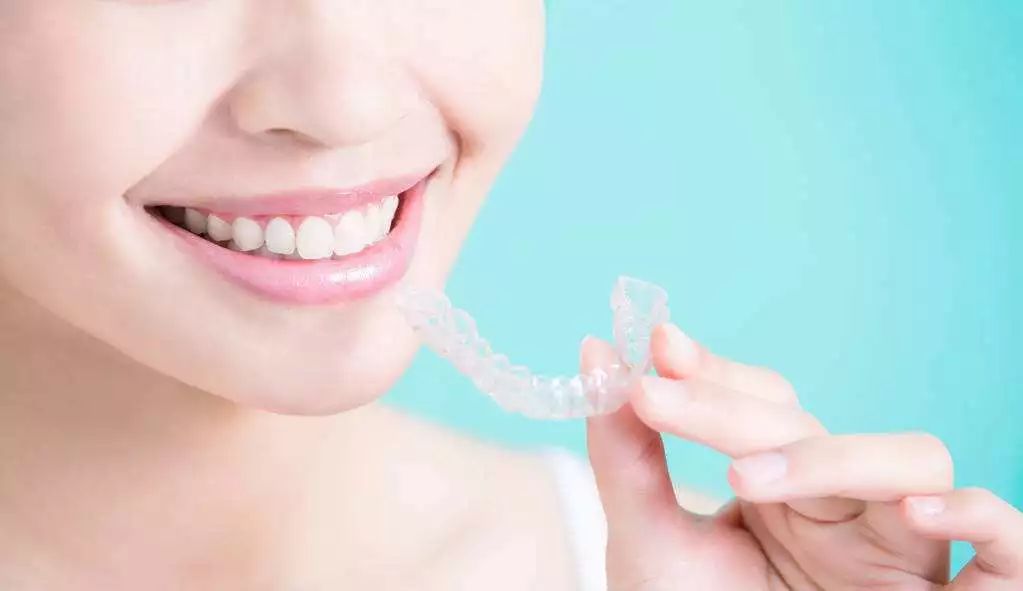 朋友圈做美牙的靠谱吗,clnenr美牙仪靠谱吗