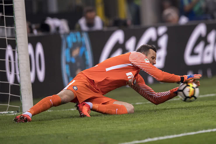 阿利松和布冯哪个更厉害,布冯阿利松诺伊尔洛里